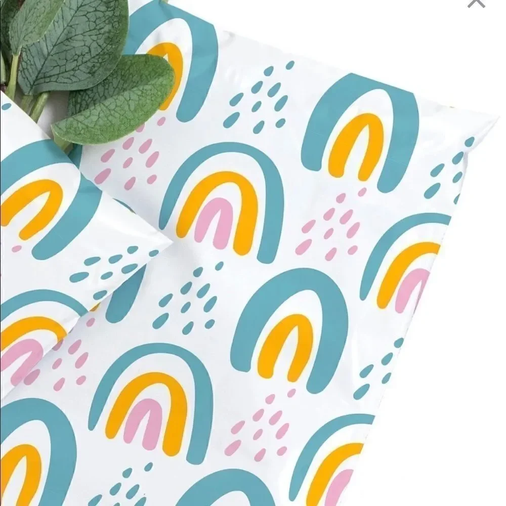 Poly Mailers MIX Leaves 6x9 10x13 12x15.5 14x17  14.5x19 30 pieces 30 stickers